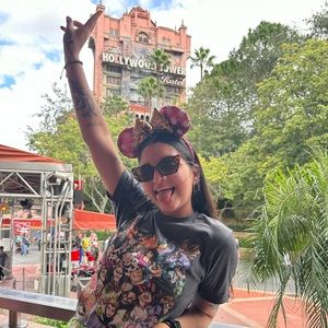 Meet your Posher, Iphone deborah julia